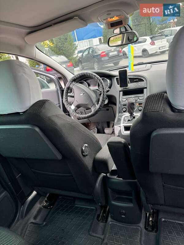 Микровэн Peugeot 5008 2011 в Богуславе