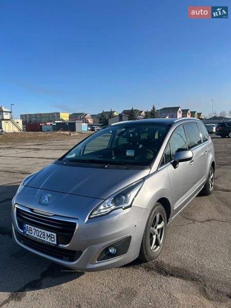 Микровэн Peugeot 5008 2015 в Виннице