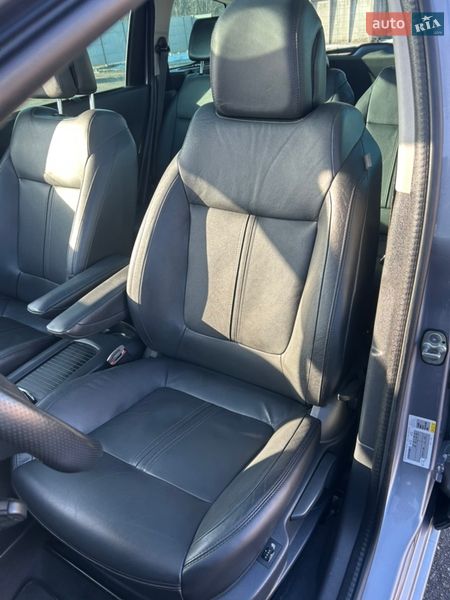 Микровэн Peugeot 5008 2015 в Виннице