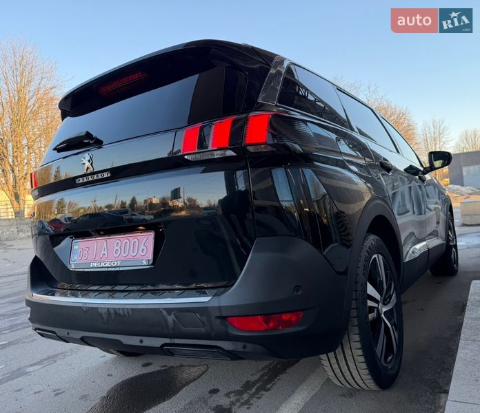 Внедорожник / Кроссовер Peugeot 5008 2019 в Тернополе