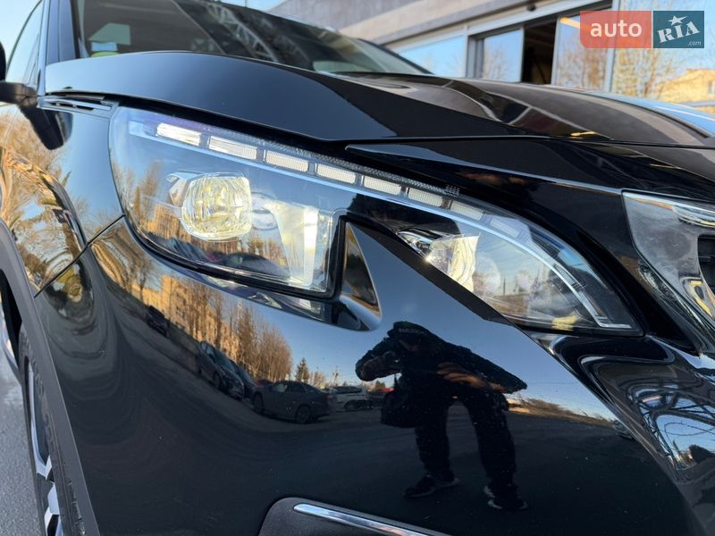Внедорожник / Кроссовер Peugeot 5008 2019 в Тернополе