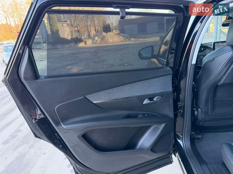 Внедорожник / Кроссовер Peugeot 5008 2019 в Тернополе