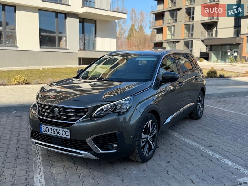 Внедорожник / Кроссовер Peugeot 5008 2017 в Тернополе