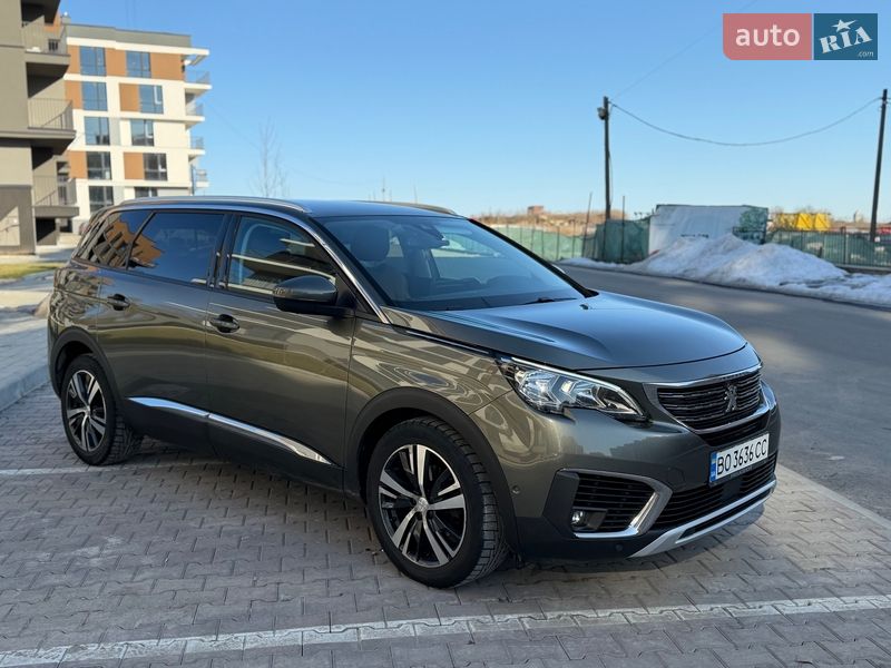 Внедорожник / Кроссовер Peugeot 5008 2017 в Тернополе