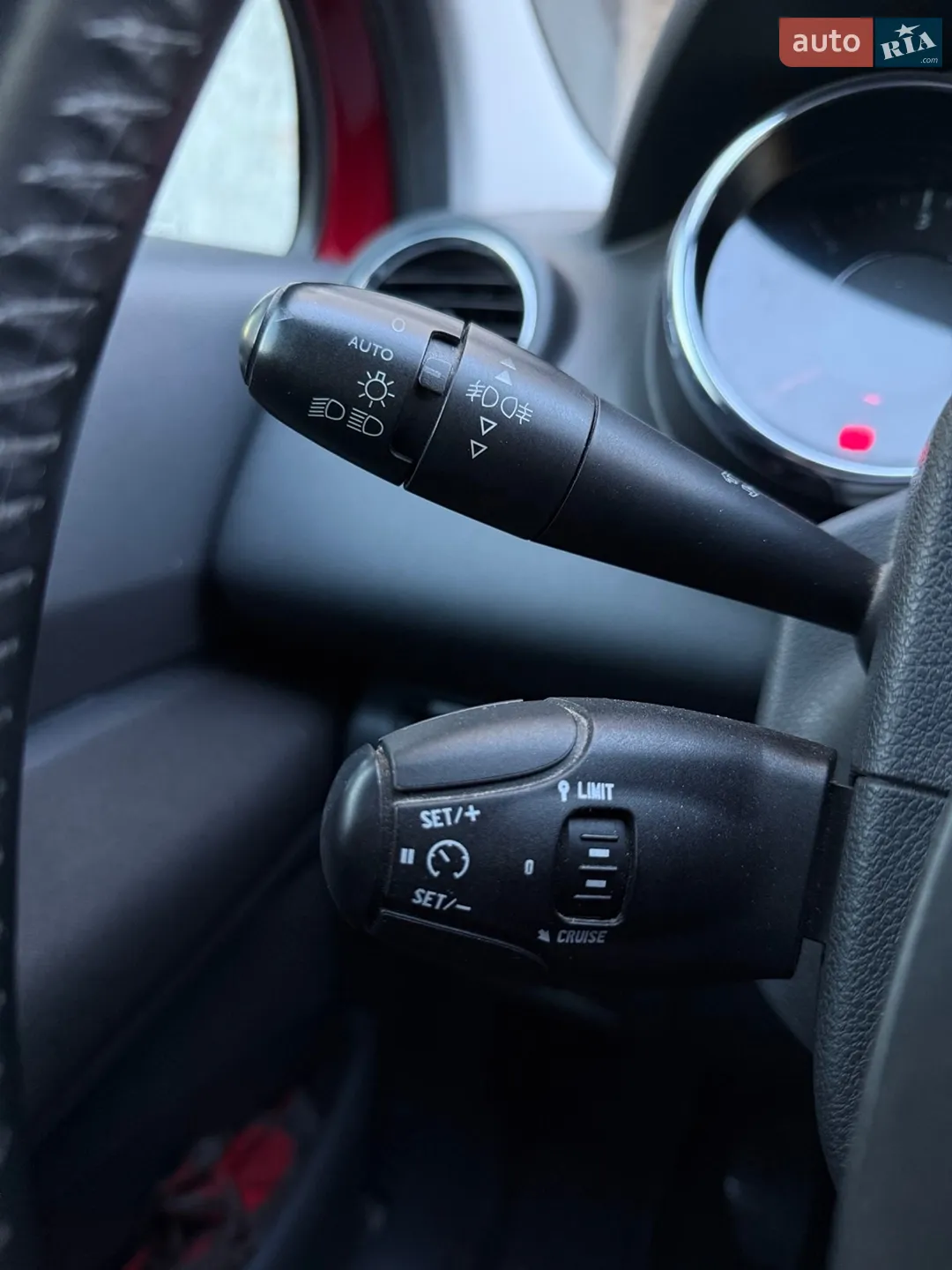 2010 Peugeot 5008 - мініатюра 2