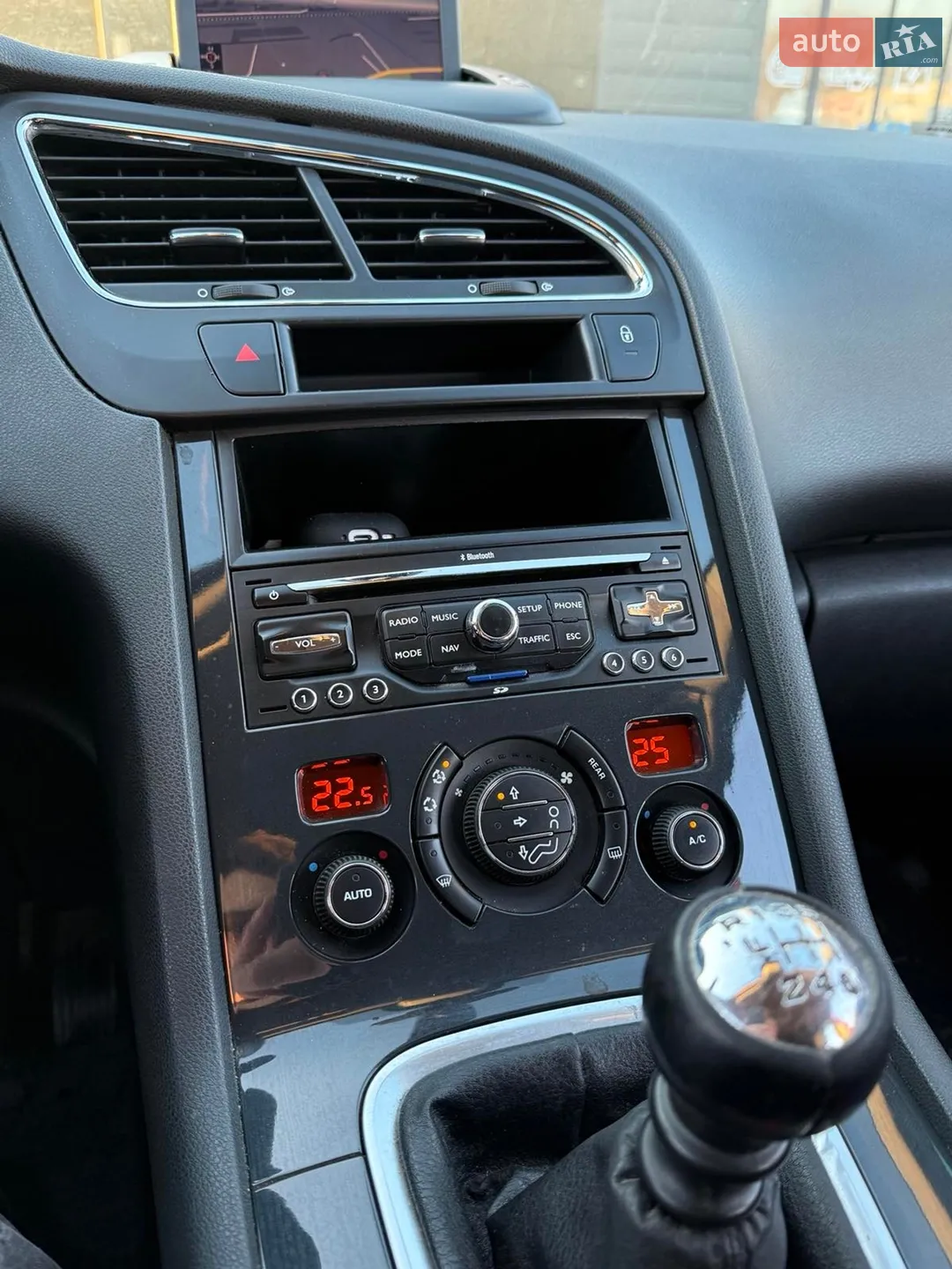 2010 Peugeot 5008 - мініатюра 12