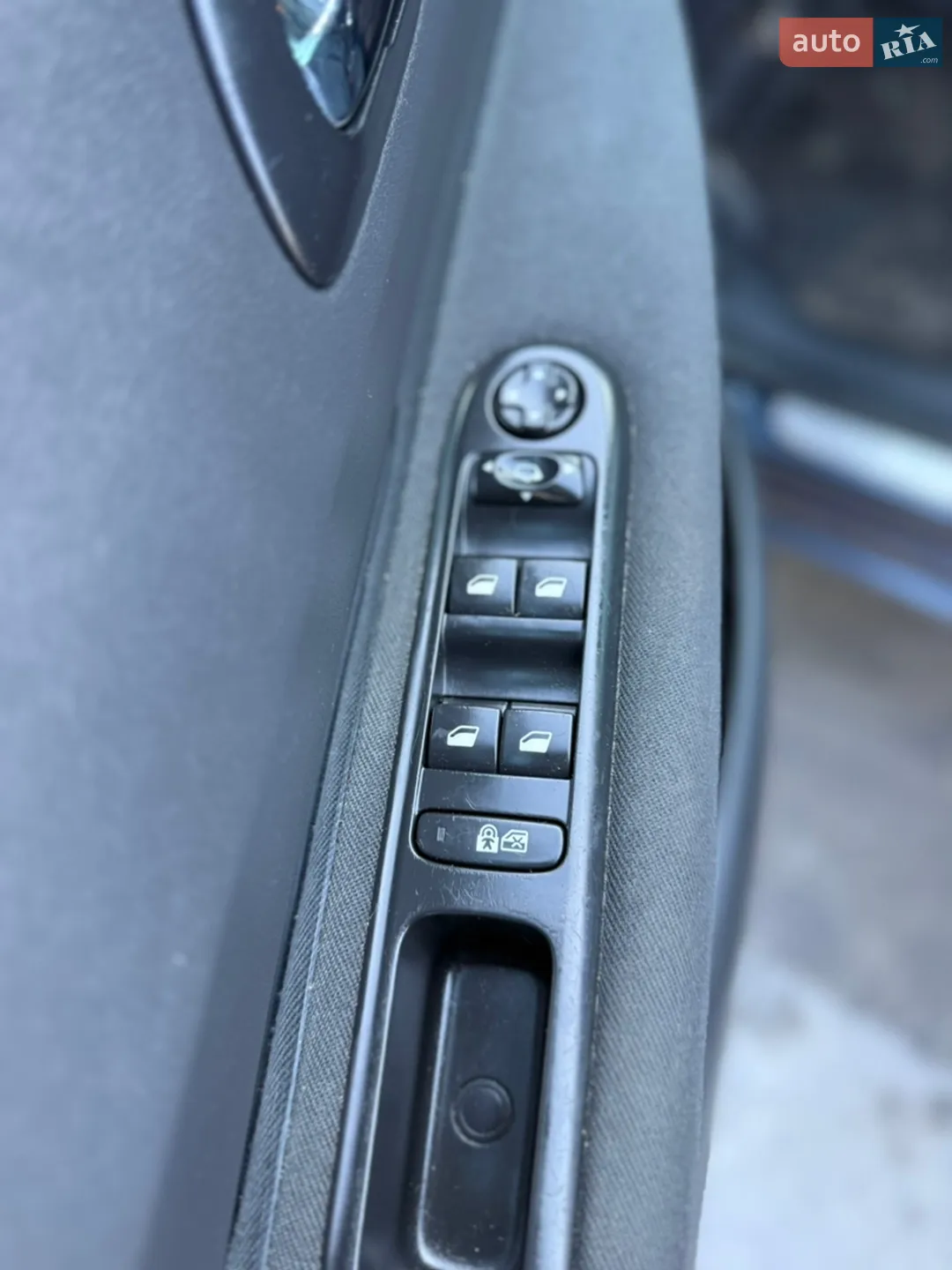 2013 Peugeot 5008 - мініатюра 38