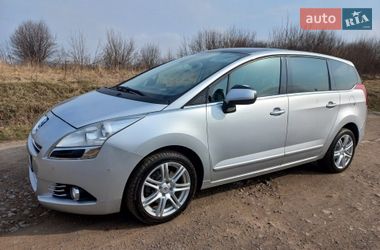 Мікровен Peugeot 5008 2010 в Коростишеві