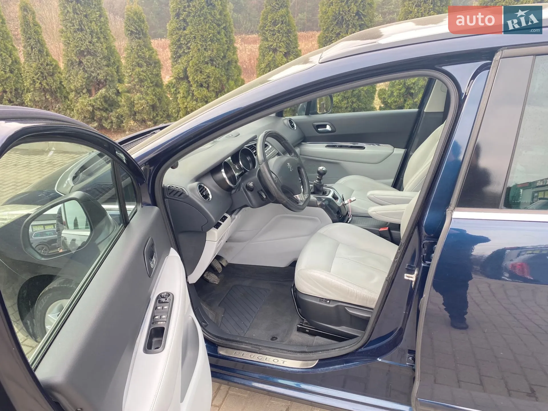 2010 Peugeot 5008 - мініатюра 8
