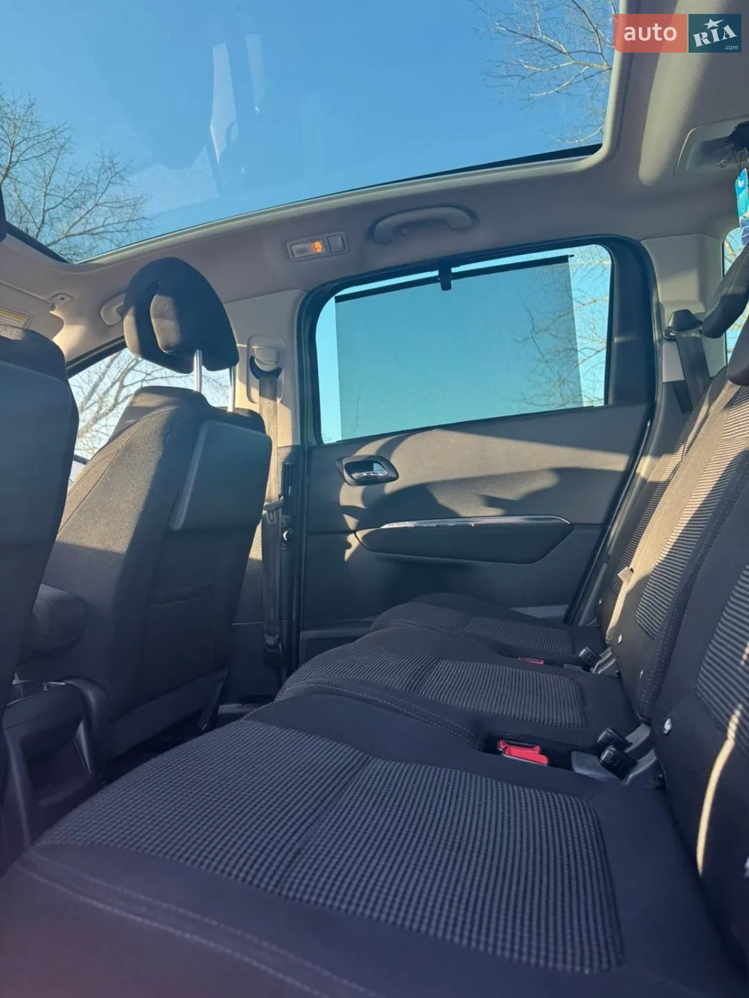 2010 Peugeot 5008 - мініатюра 23