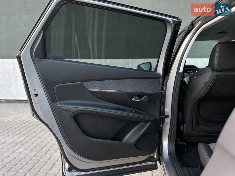 Внедорожник / Кроссовер Peugeot 5008 2020 в Тернополе