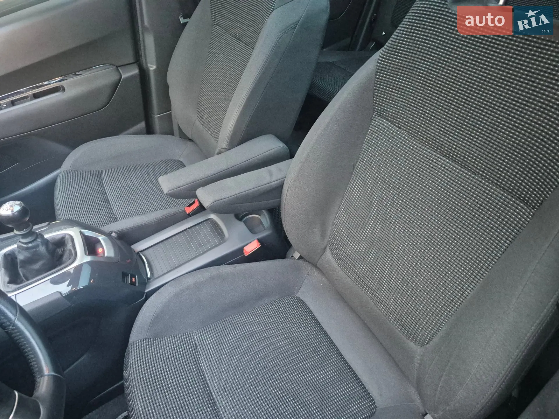 2016 Peugeot 5008 - мініатюра 13
