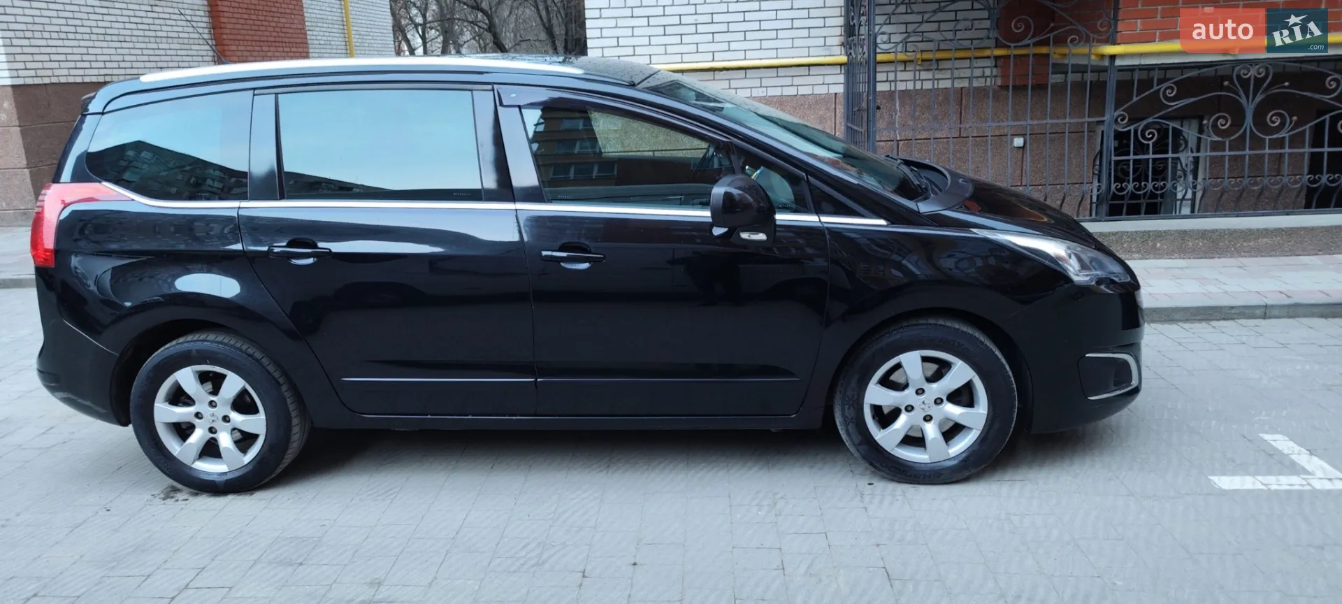 2015 Peugeot 5008 - мініатюра 19