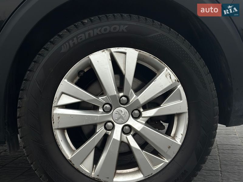 Внедорожник / Кроссовер Peugeot 5008 2017 в Львове фото 47 Внедорожник / Кроссовер Peugeot 5008 2017 в Львове