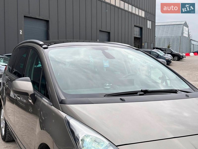 Микровэн Peugeot 5008 2014 в Львове фото 14 Микровэн Peugeot 5008 2014 в Львове
