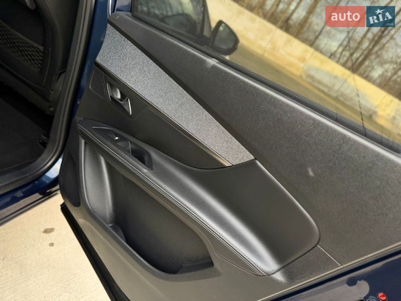 Внедорожник / Кроссовер Peugeot 5008 2019 в Луцке