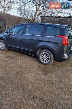 Микровэн Peugeot 5008 2010 в Дунаевцах