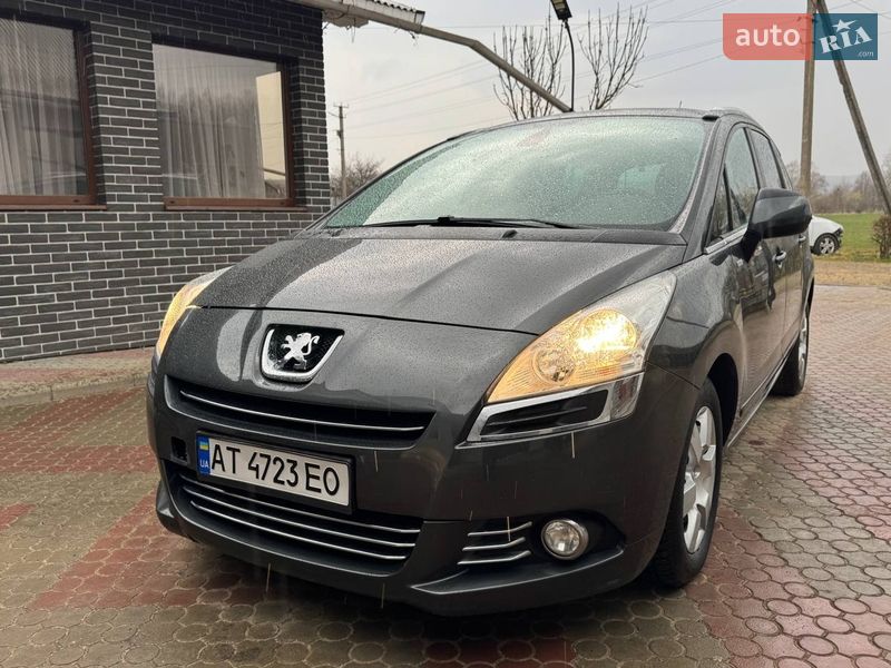 Peugeot 5008 2013