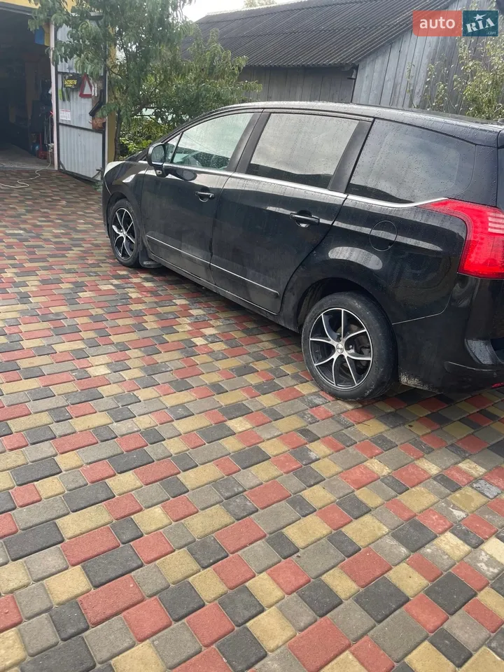 2010 Peugeot 5008 - мініатюра 19