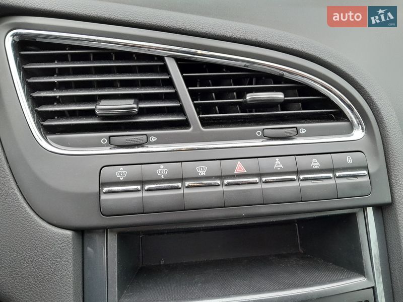 Микровэн Peugeot 5008 2013 в Калуше