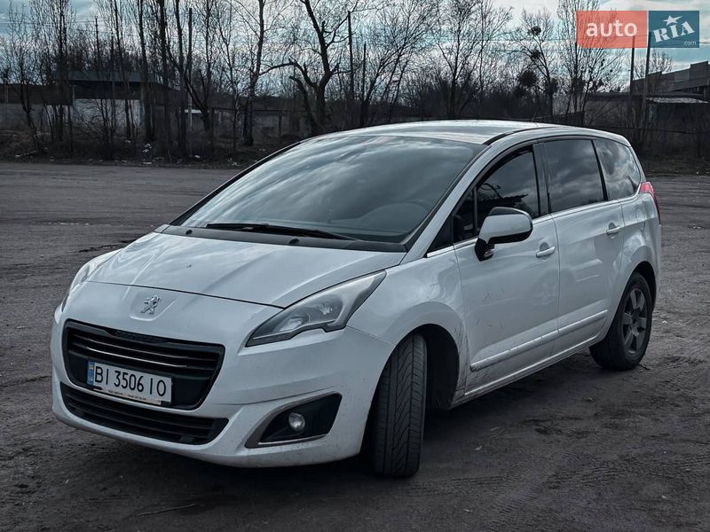 Peugeot 5008 2015