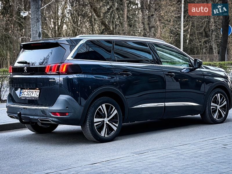 Позашляховик / Кросовер Peugeot 5008 2018 в Львові