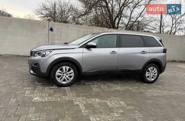 Внедорожник / Кроссовер Peugeot 5008 2020 в Черкассах