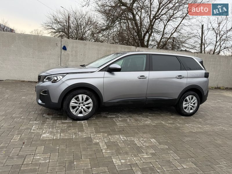 Позашляховик / Кросовер Peugeot 5008 2020 в Черкасах