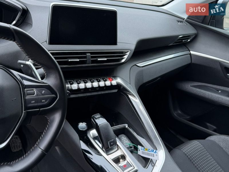 Позашляховик / Кросовер Peugeot 5008 2020 в Черкасах