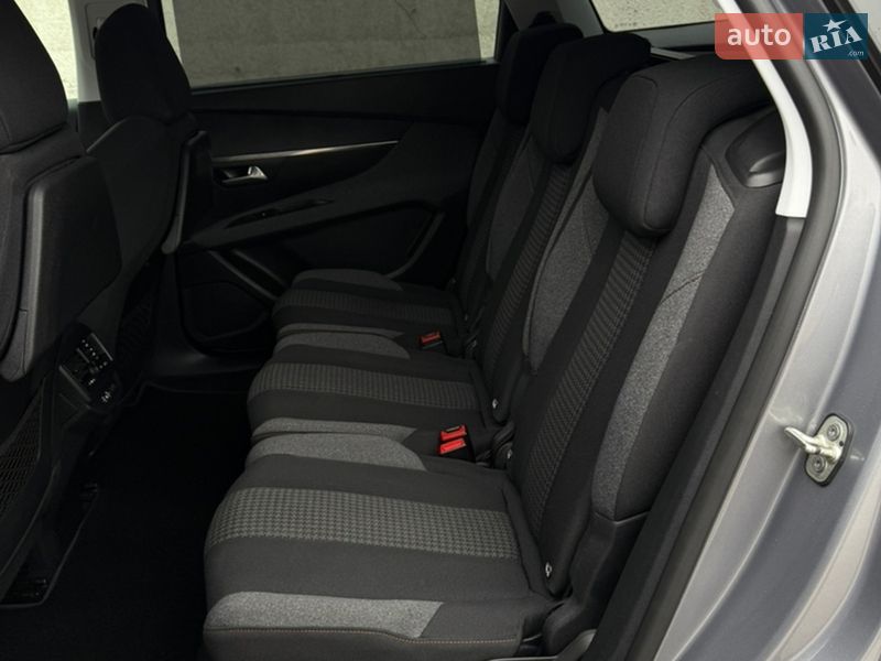 Позашляховик / Кросовер Peugeot 5008 2020 в Черкасах