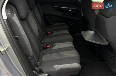 Внедорожник / Кроссовер Peugeot 5008 2020 в Черкассах