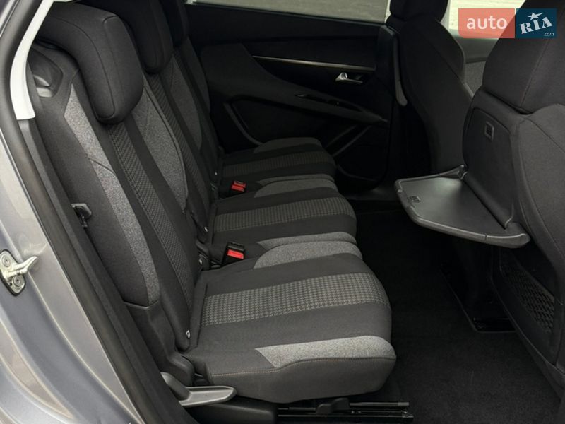 Позашляховик / Кросовер Peugeot 5008 2020 в Черкасах