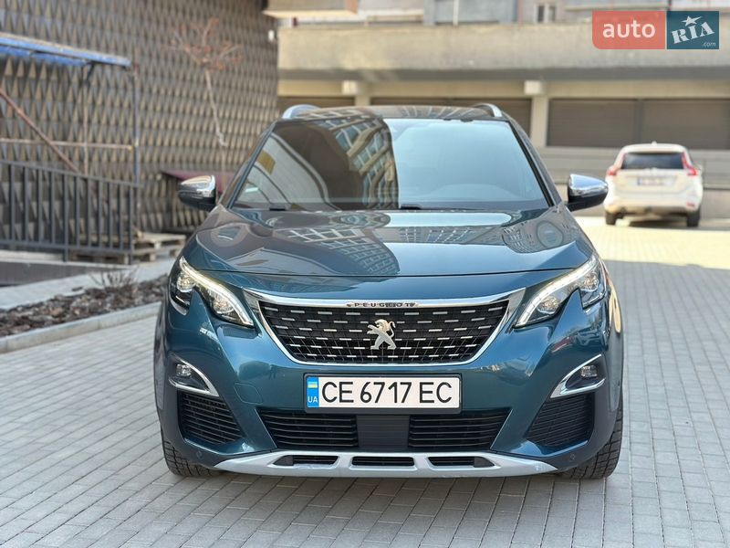 Внедорожник / Кроссовер Peugeot 5008 2017 в Черновцах