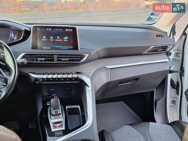 Внедорожник / Кроссовер Peugeot 5008 2017 в Львове фото 12 Внедорожник / Кроссовер Peugeot 5008 2017 в Львове
