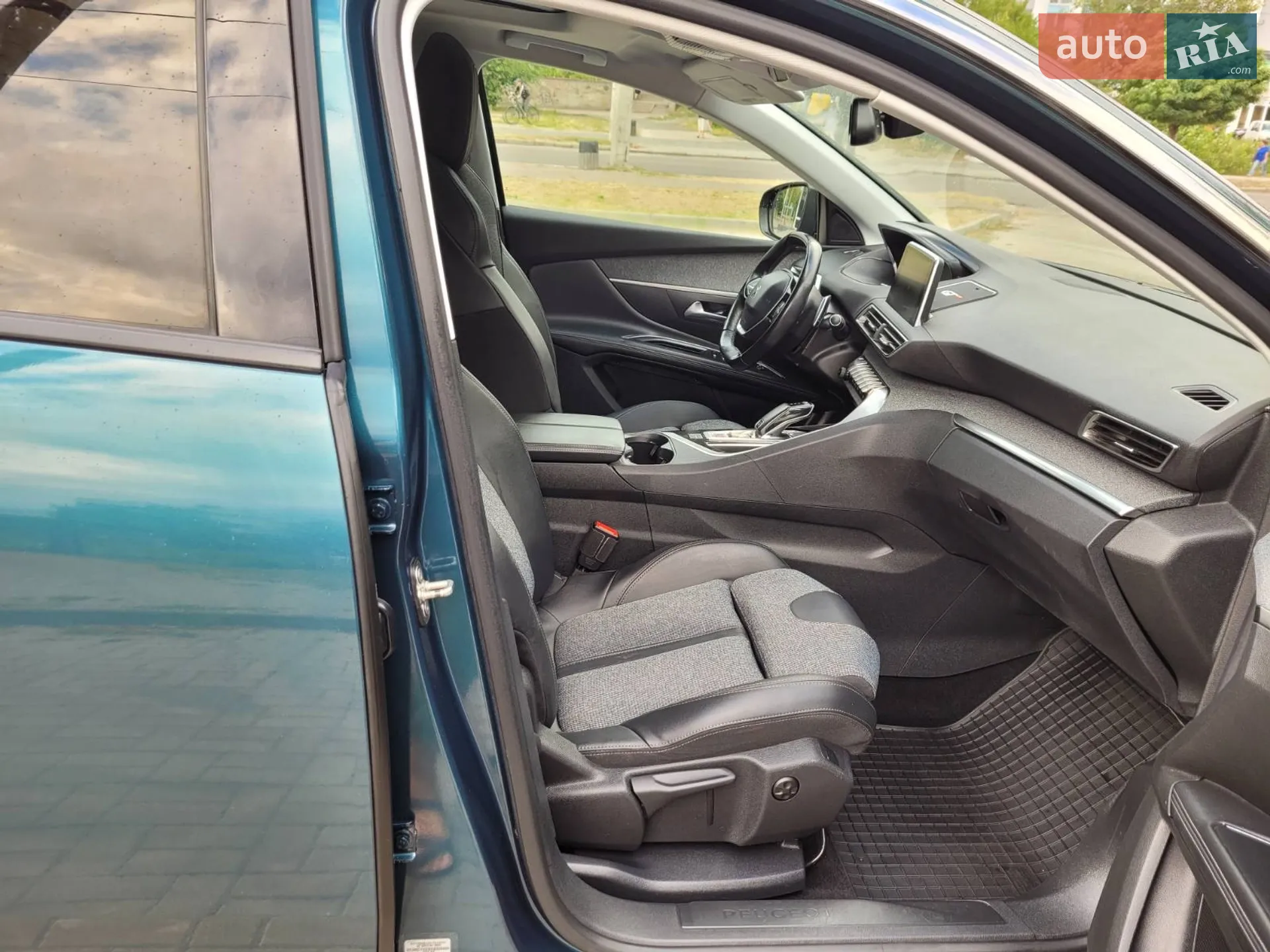2019 Peugeot 5008 - мініатюра 16