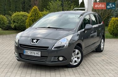 Мікровен Peugeot 5008 2013 в Самборі