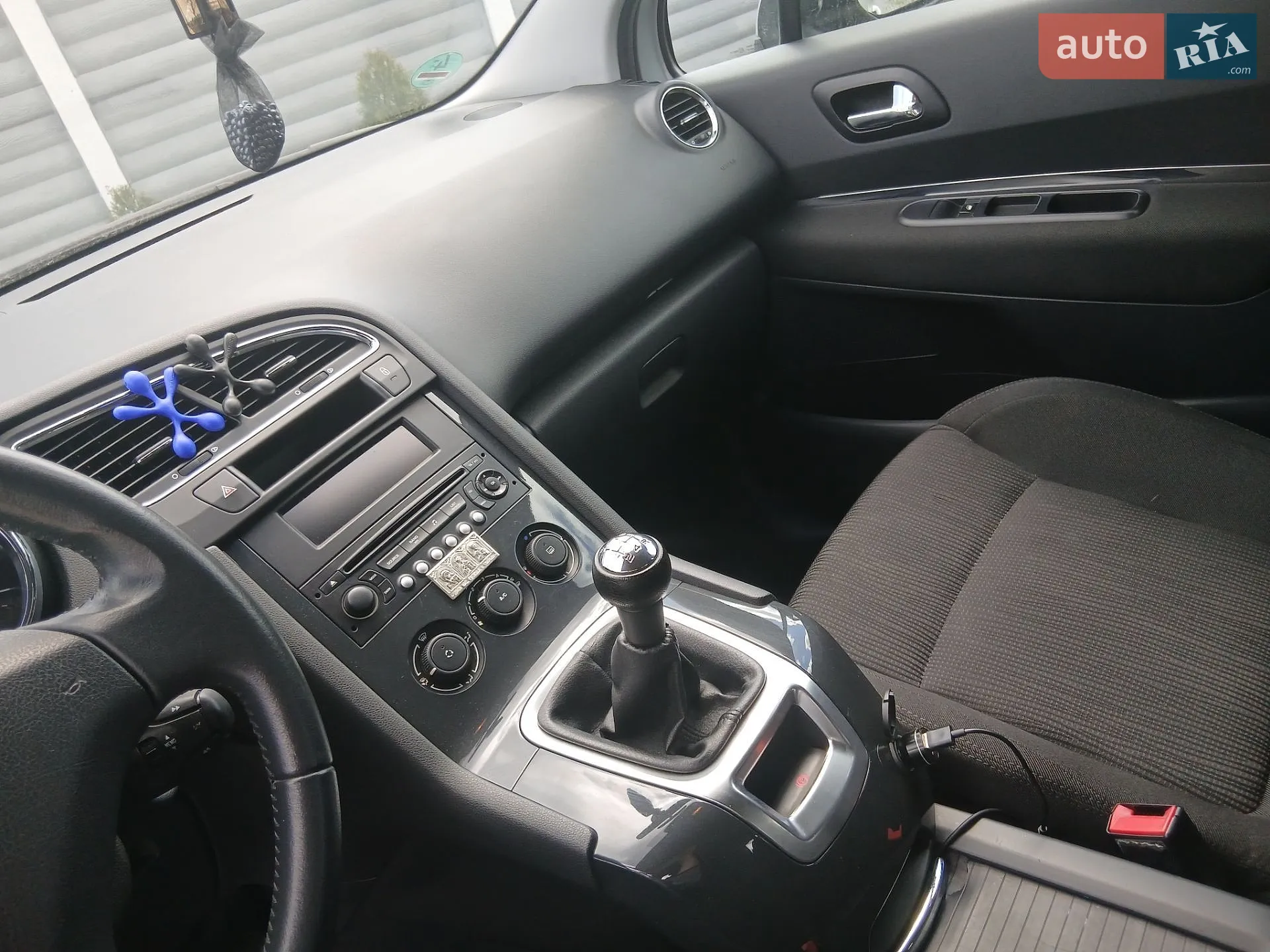 2010 Peugeot 5008 - мініатюра 11
