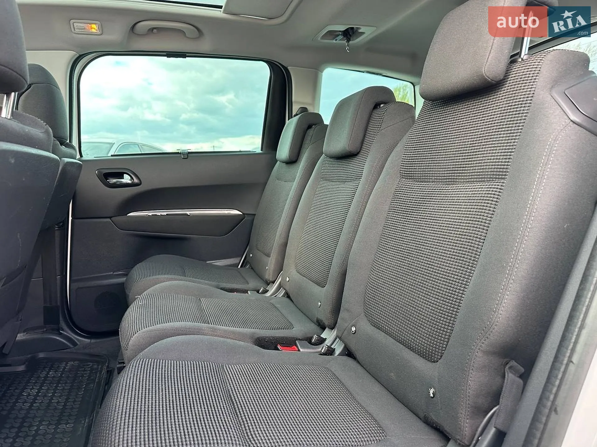 2014 Peugeot 5008 - мініатюра 19