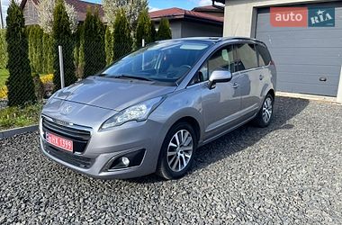 Мікровен Peugeot 5008 2015 в Луцьку