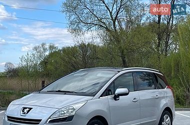 Мікровен Peugeot 5008 2010 в Бережанах