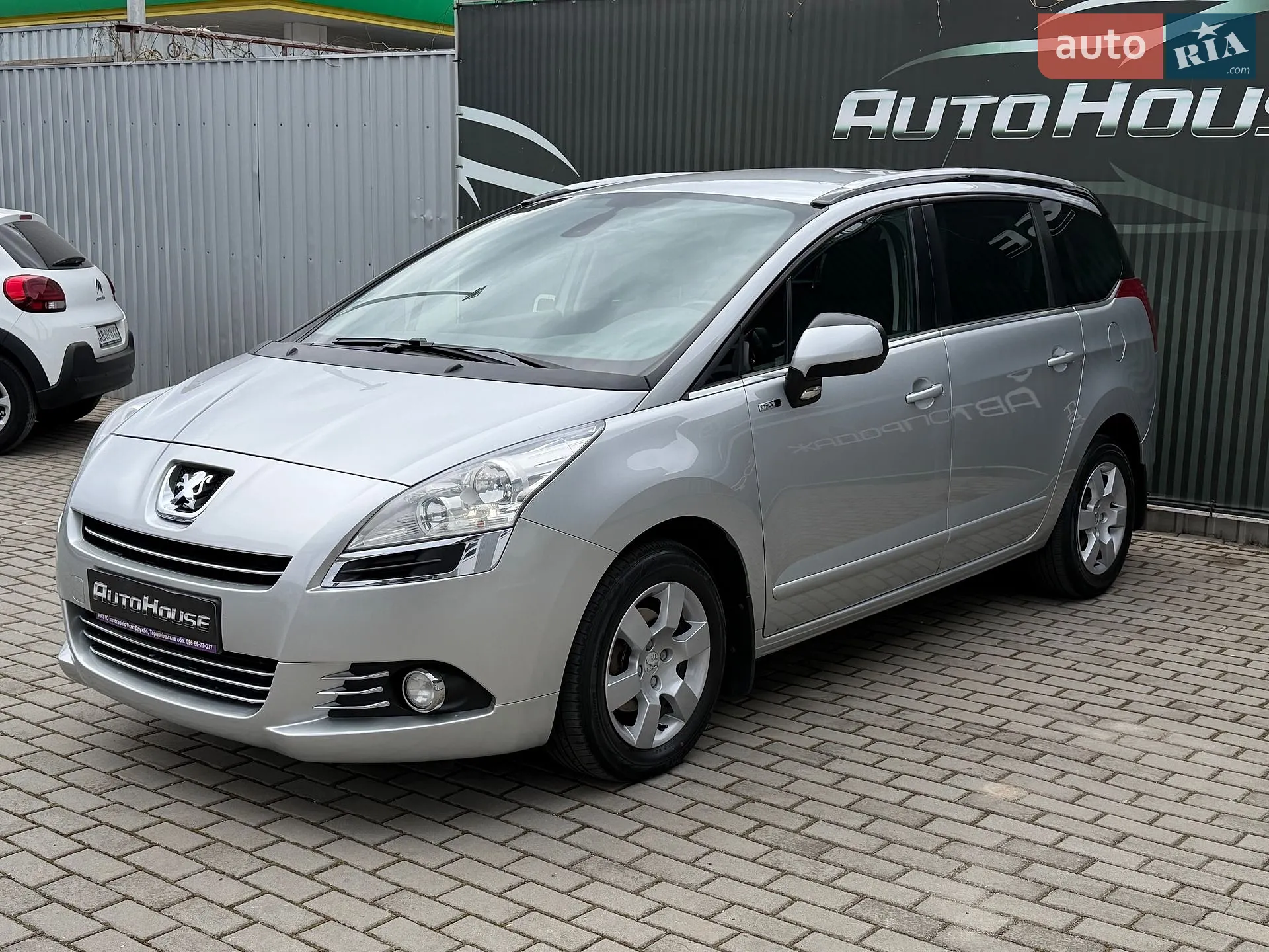 2013 Peugeot 5008 - мініатюра 2