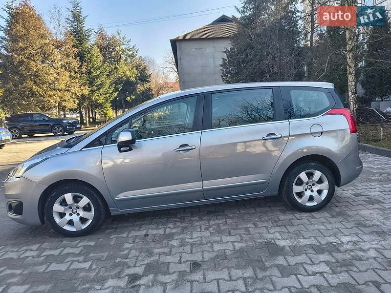 Peugeot 5008 2014