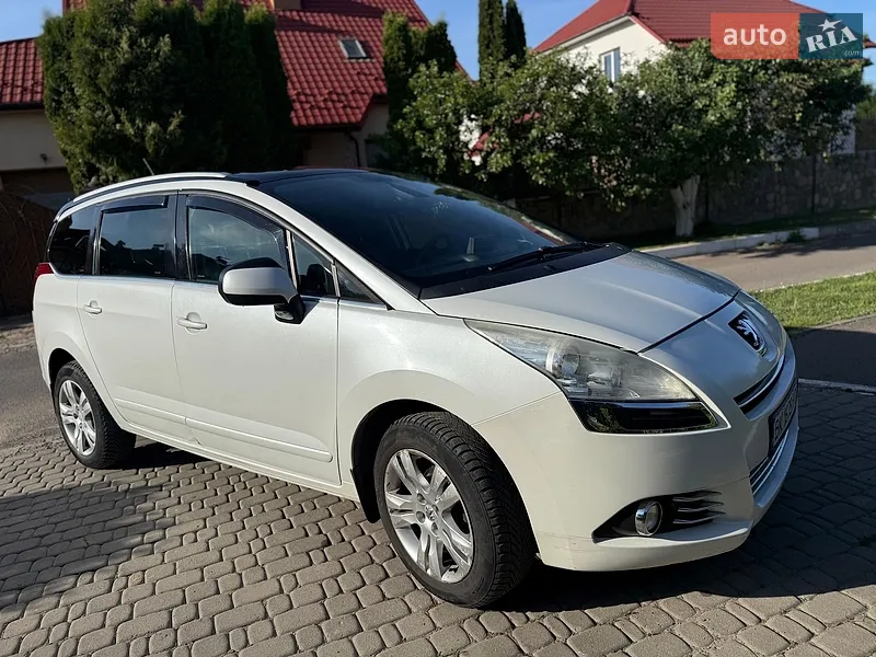 Peugeot 5008