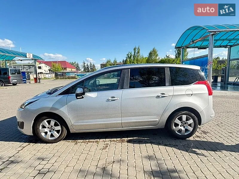 Peugeot 5008 2014