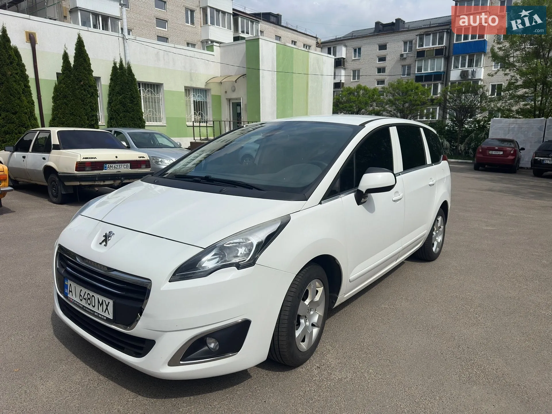 2016 Peugeot 5008 - мініатюра 2