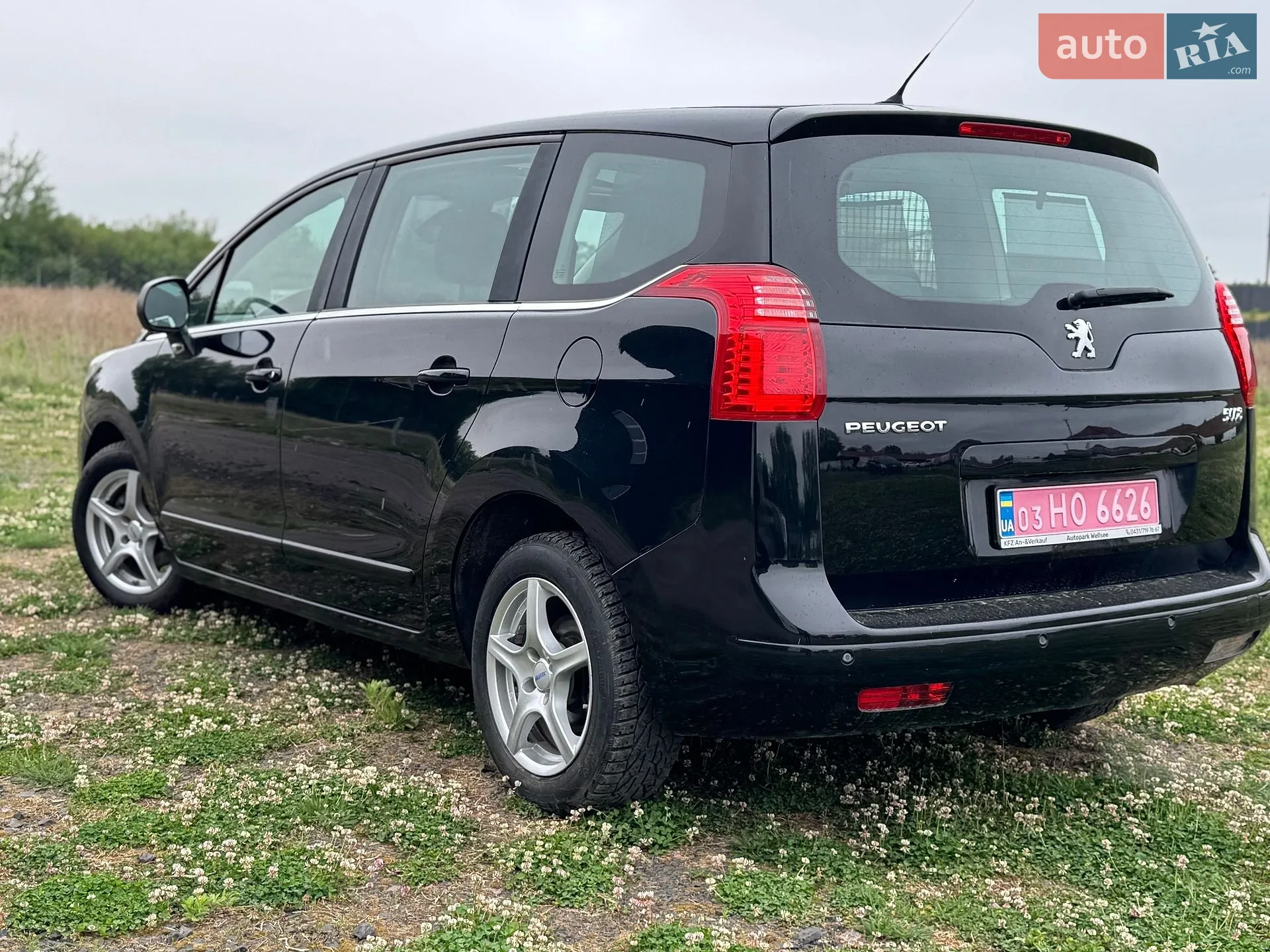 2012 Peugeot 5008 - мініатюра 10