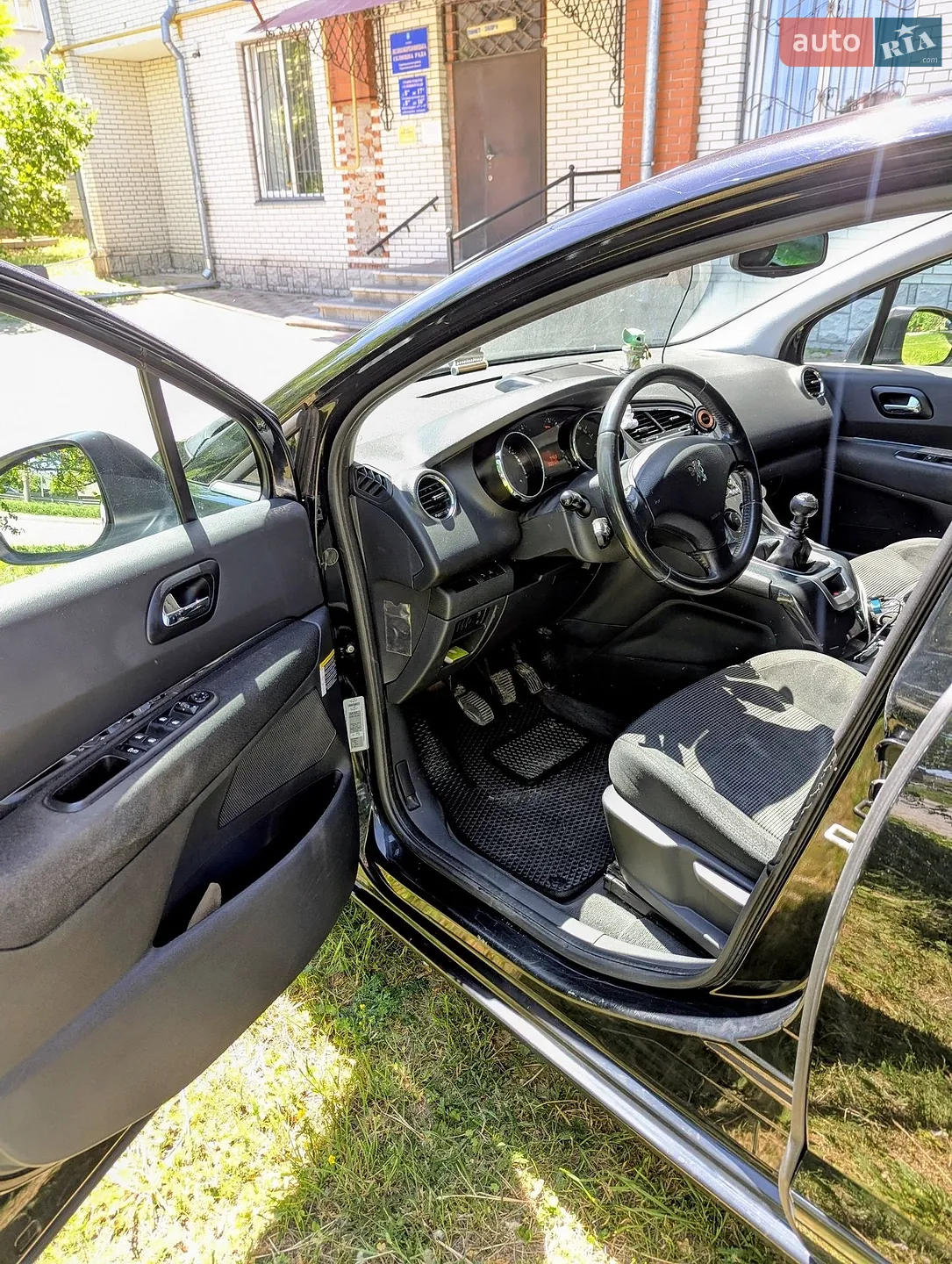 2010 Peugeot 5008 - мініатюра 16