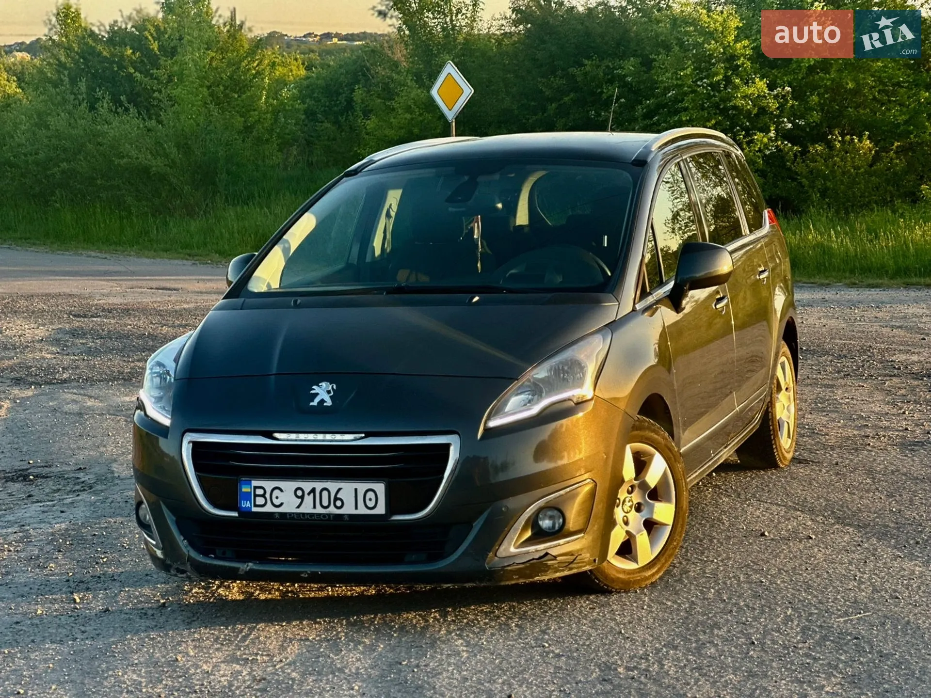 2014 Peugeot 5008 - мініатюра 2
