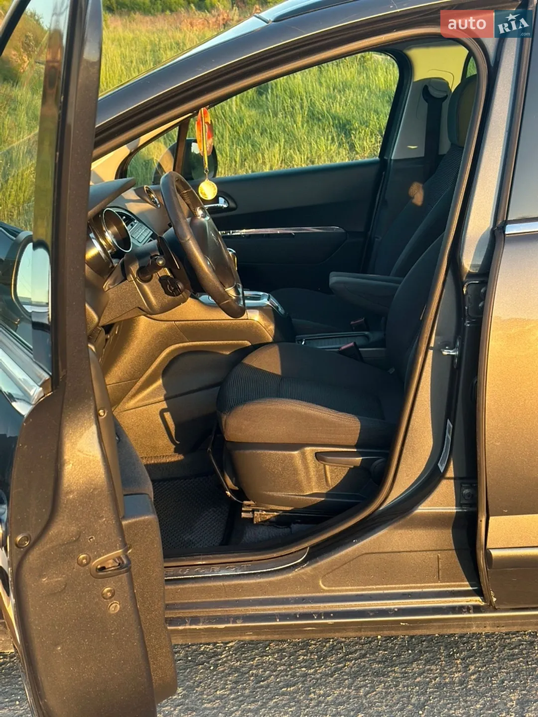 2014 Peugeot 5008 - мініатюра 15