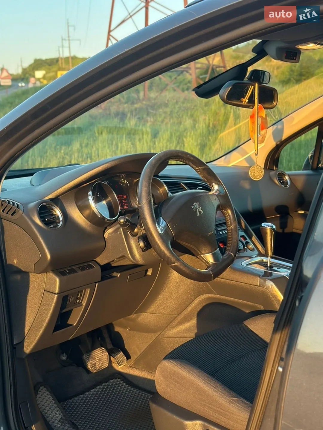 2014 Peugeot 5008 - мініатюра 16